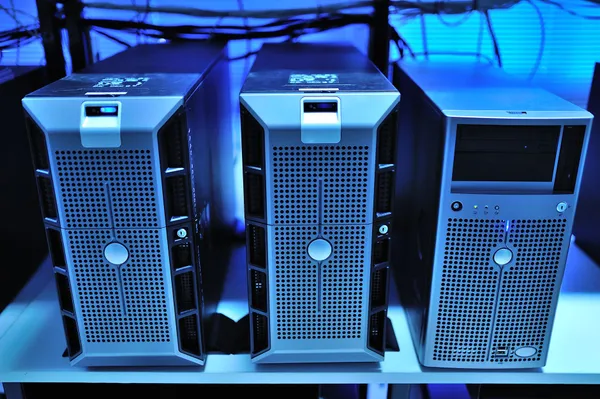 Choosing a Migration Workbench for Legacy System Modernisation in Africa